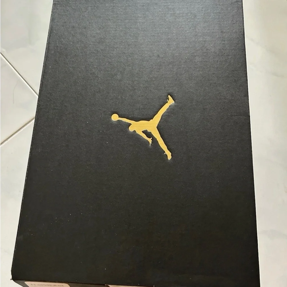 Deadstock Authentic with OG Box Air Jordan 1 SE Men’s Black/Fuchisa 8.5 - Picture 2 of 8